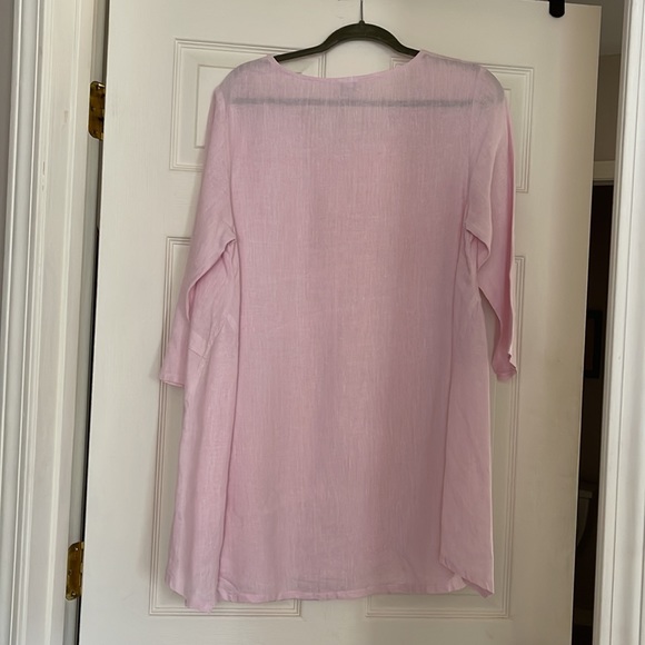 Linen Top - Picture 4 of 5